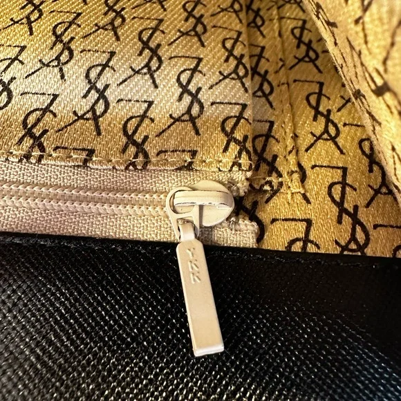 Authentic Yves Saint Laurent "YSL" Black Leather Envelope Clutch Bag W/Chain - Picture 15 of 15